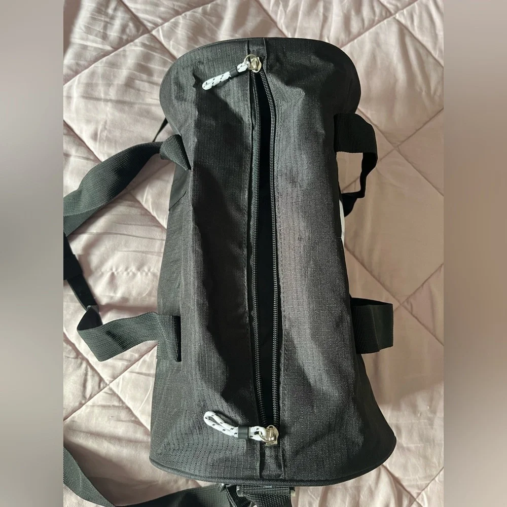 2 for $20 Fila Small Duffle Bag - Picture 6 of 7